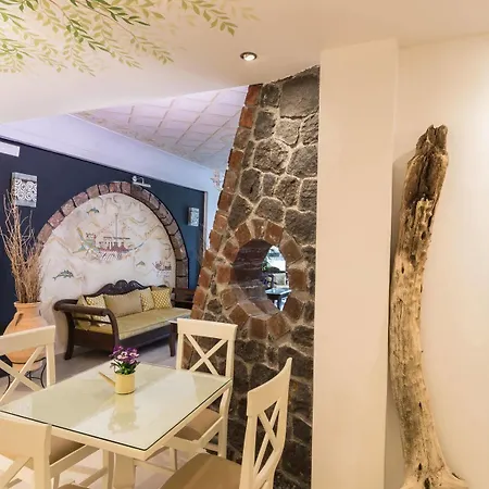 Hotell Sunrise Fira (Santorini)